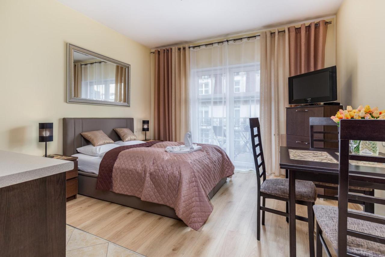 Apartamenty Trzy Korony By Noclegi Renters ชวีโนวิชแจ ภายนอก รูปภาพ