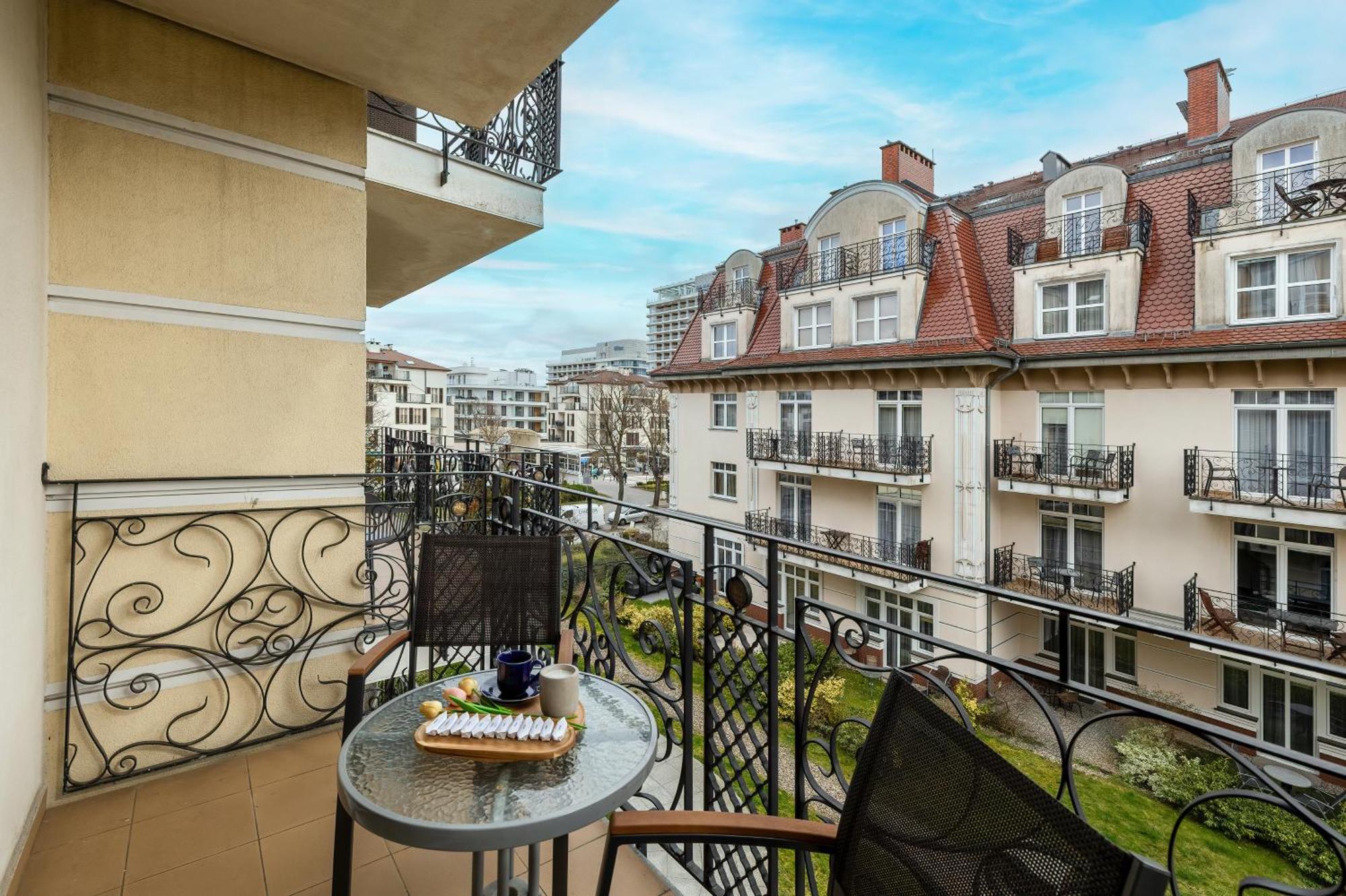 Apartamenty Trzy Korony By Noclegi Renters ชวีโนวิชแจ ภายนอก รูปภาพ
